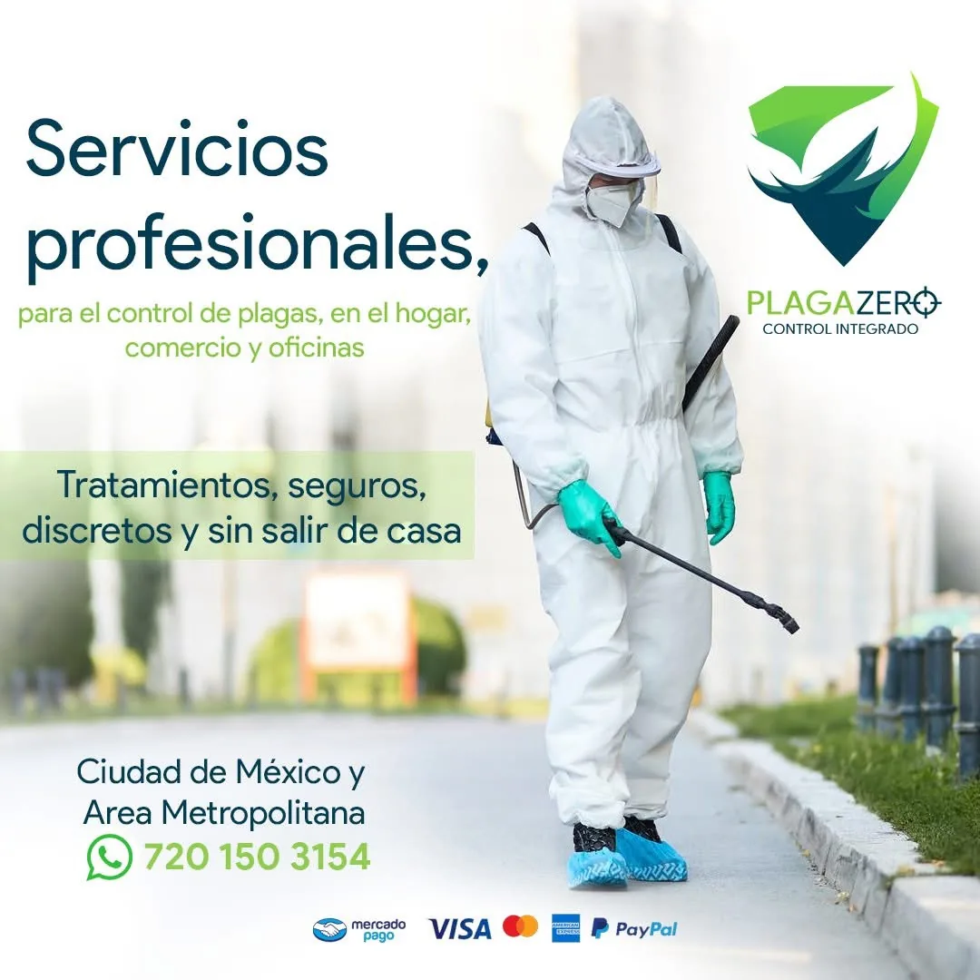 Personal con equipo de protección para control de plagas en exteriores